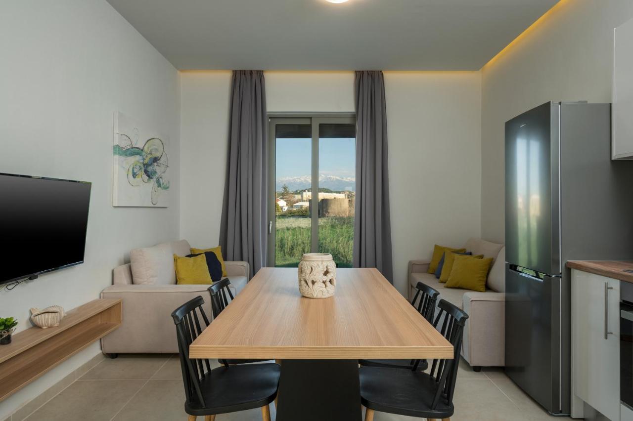 Aegean Breeze Luxury Apartments Next To The Sea Maleme  Exterior photo
