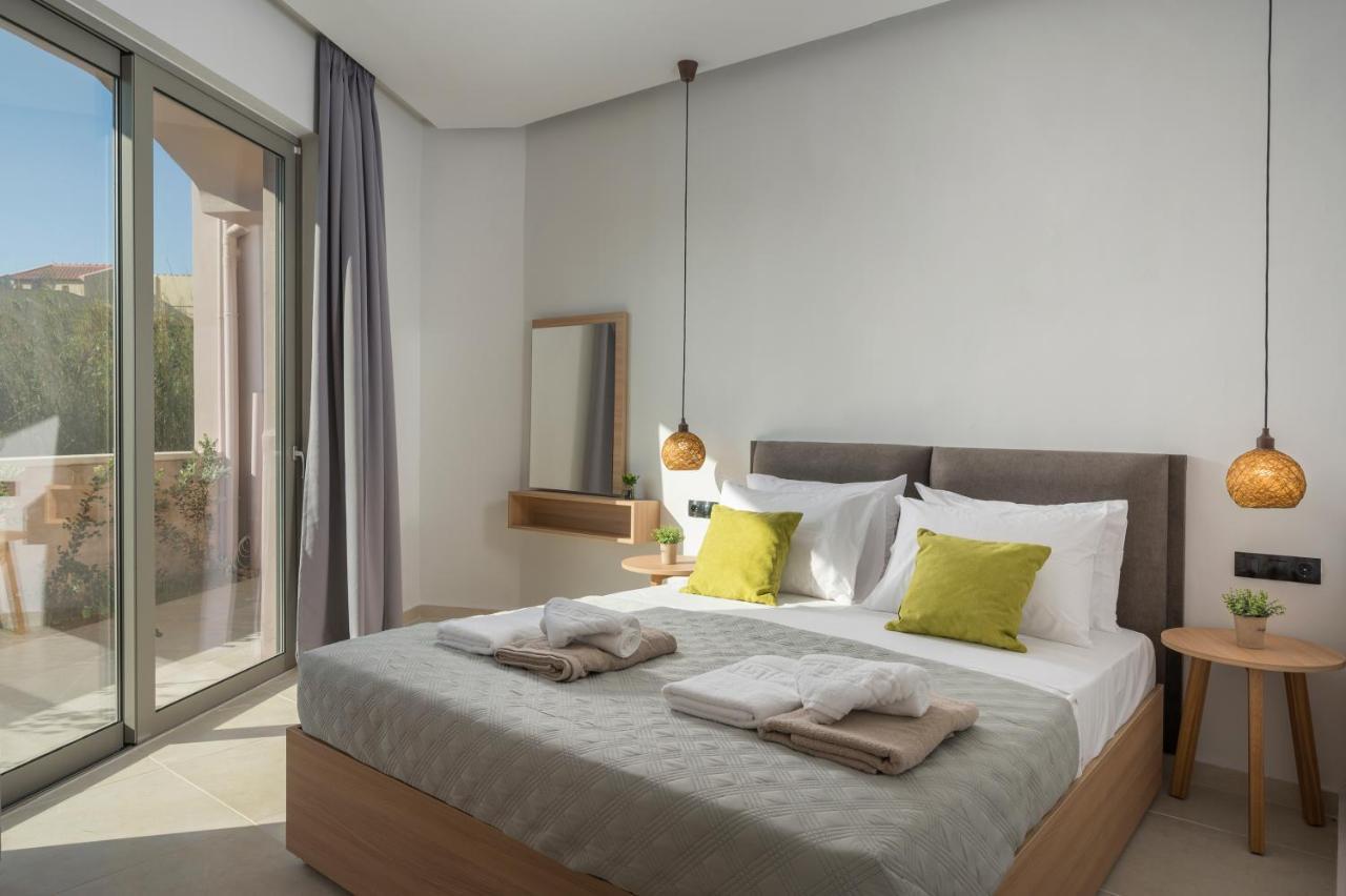 Aegean Breeze Luxury Apartments Next To The Sea Maleme  Exterior photo