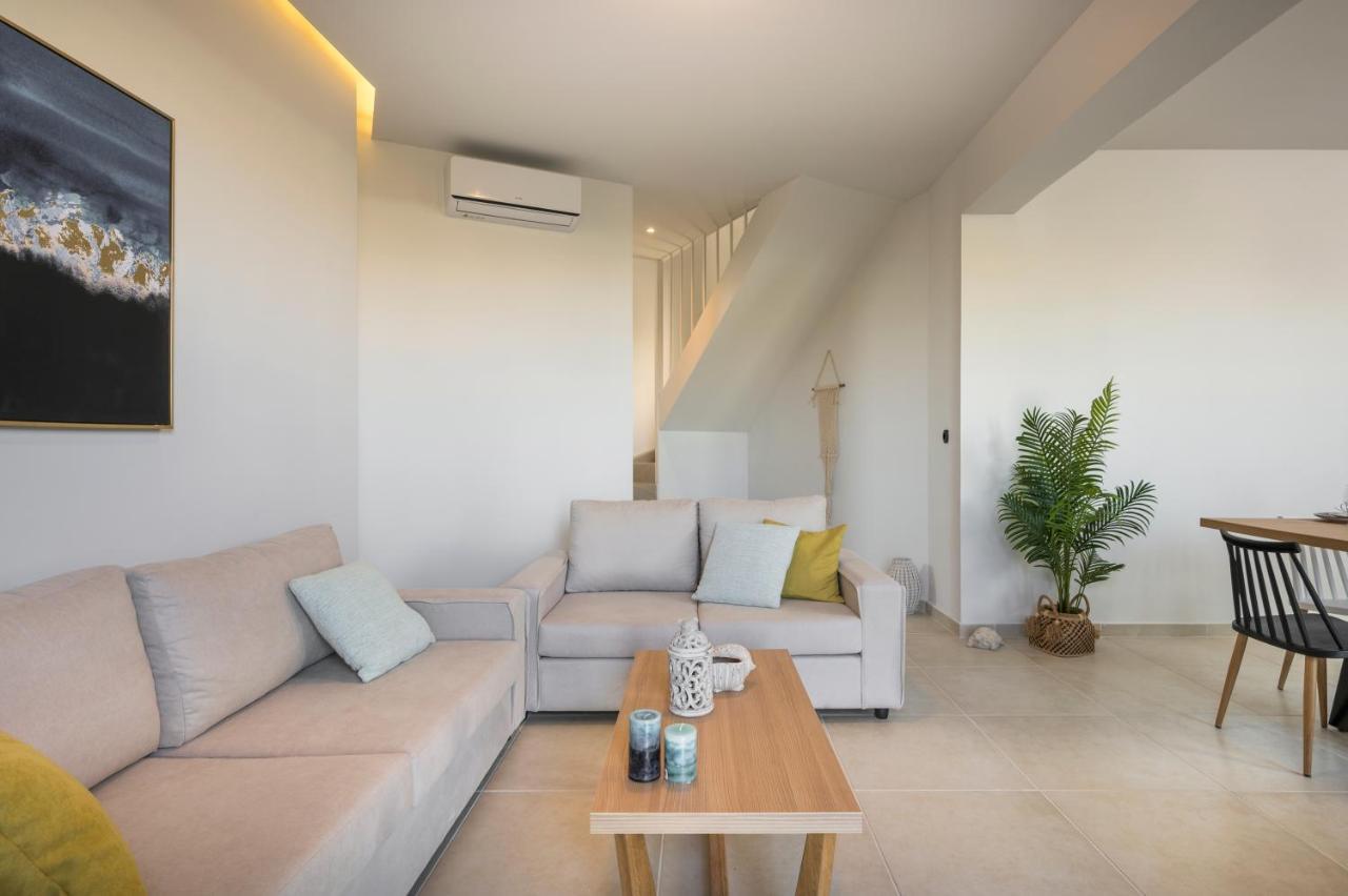 Aegean Breeze Luxury Apartments Next To The Sea Maleme  Exterior photo